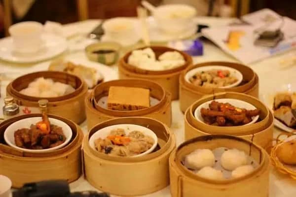 下月昆明到香港开通高铁，全程仅需7小时！快来坐高铁吧